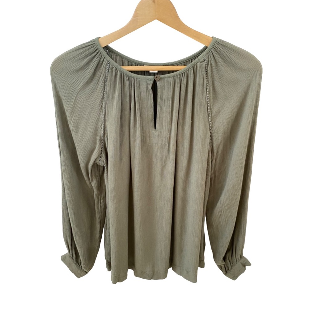 A New Approach (ANA) Green Long Sleeve Blouse w/ Keyhole Front Size M